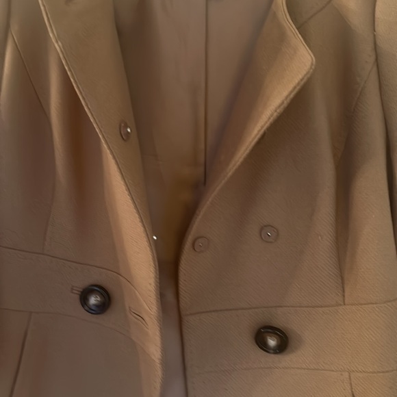 Classifies Entier Double-Breasted Suit Jacket, Camel color,Size M, Ladies - Picture 5 of 8